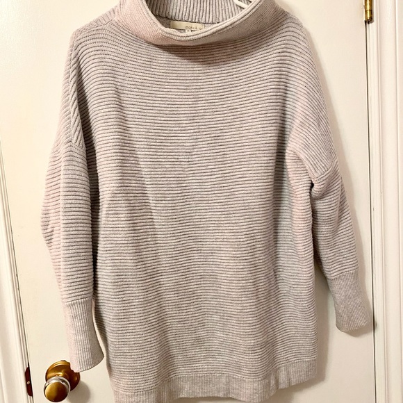 MONK & LOU Kinley Pullover Tunic - Picture 3 of 6